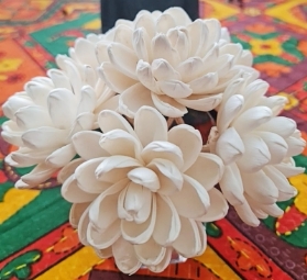 Premium Feray with rope Approx 7 to 8 cm 6 flowers