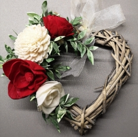 Valentine's Day Collection Mini Heart Wicker Wreath